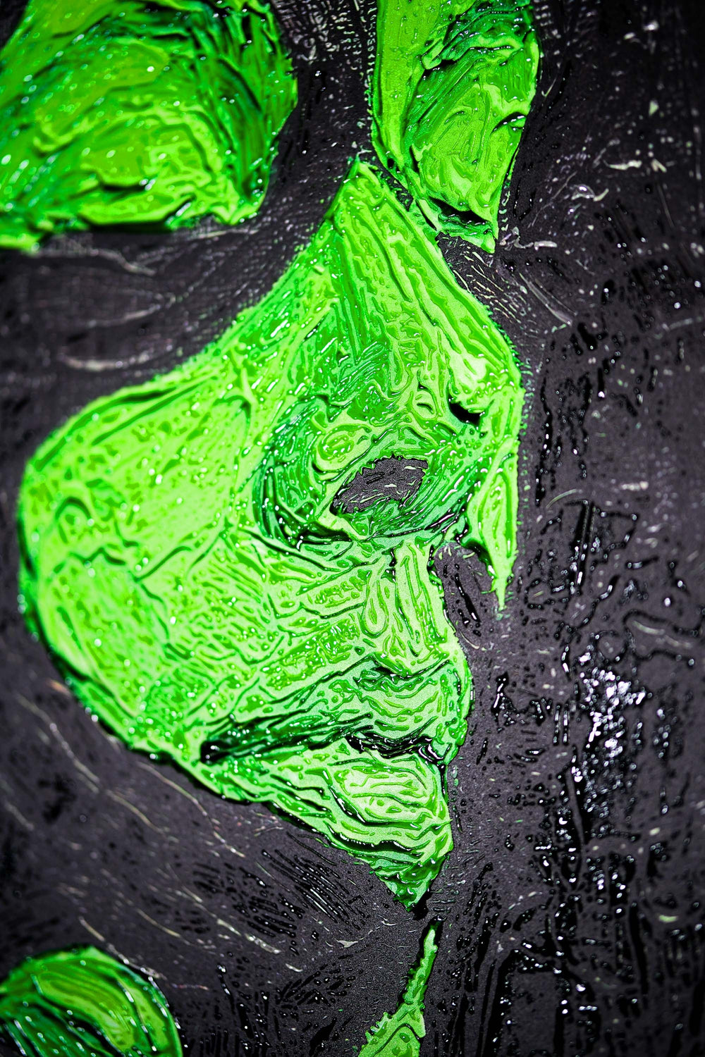 Emerald Silence – 3D Haptic Embossed High-Gloss Luxury Wall Art