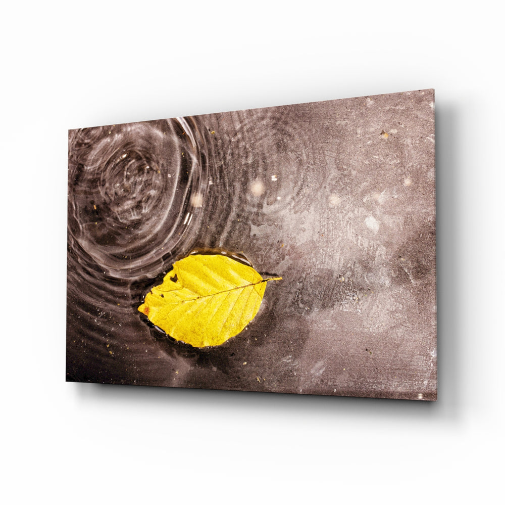 Yellow Leaf glass panel catching ambient light in a contemporary living space