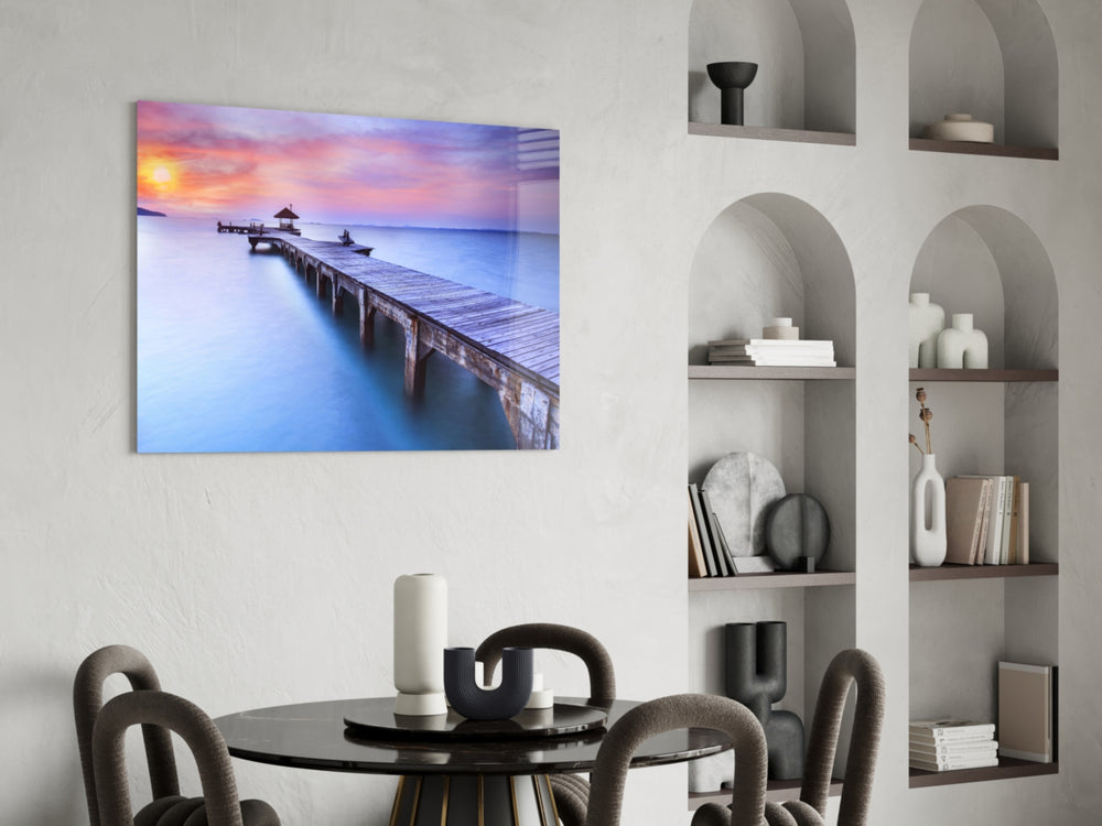 Dock glass print enhancing a hallway with tropical warmth