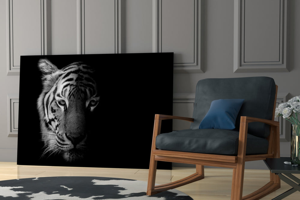 Tiger artwork bringing cinematic portraiture to a bold living room