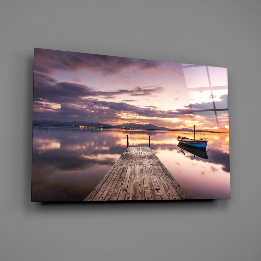 Twilight dock panel bringing reflective peace to a contemporary living space