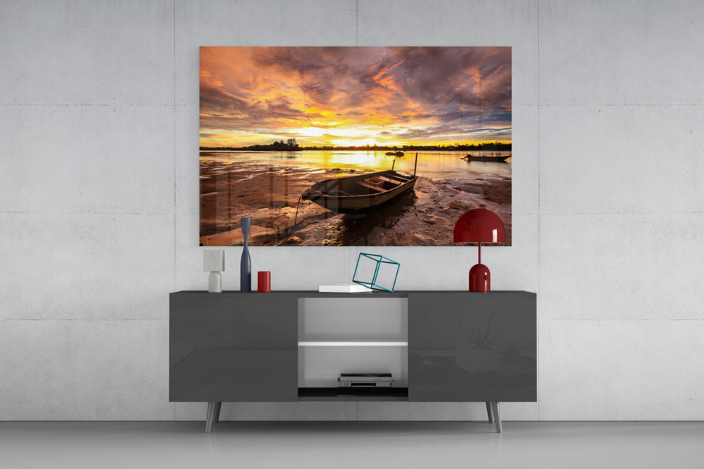 Lake panel catching warm light to reveal its blazing sunset