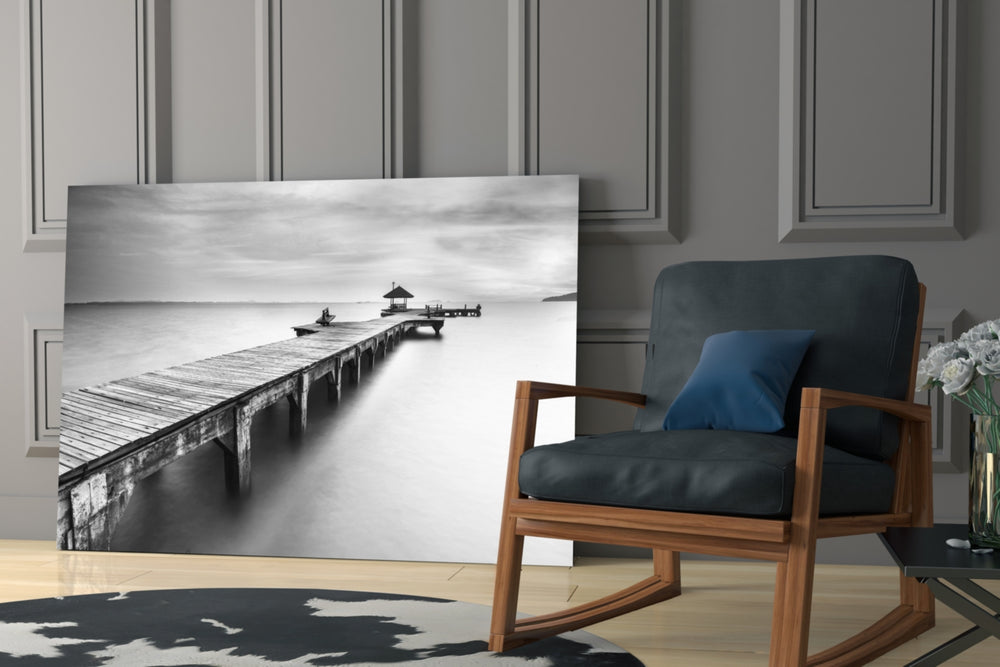 Dock glass print enhancing a bedroom with serene mood