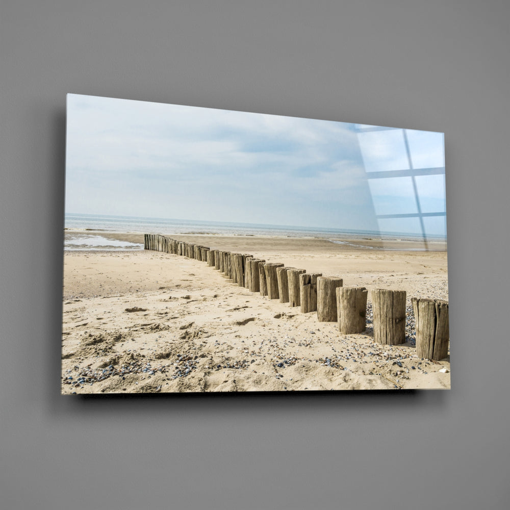 Beach groynes panel bringing coastal warmth to a contemporary living space