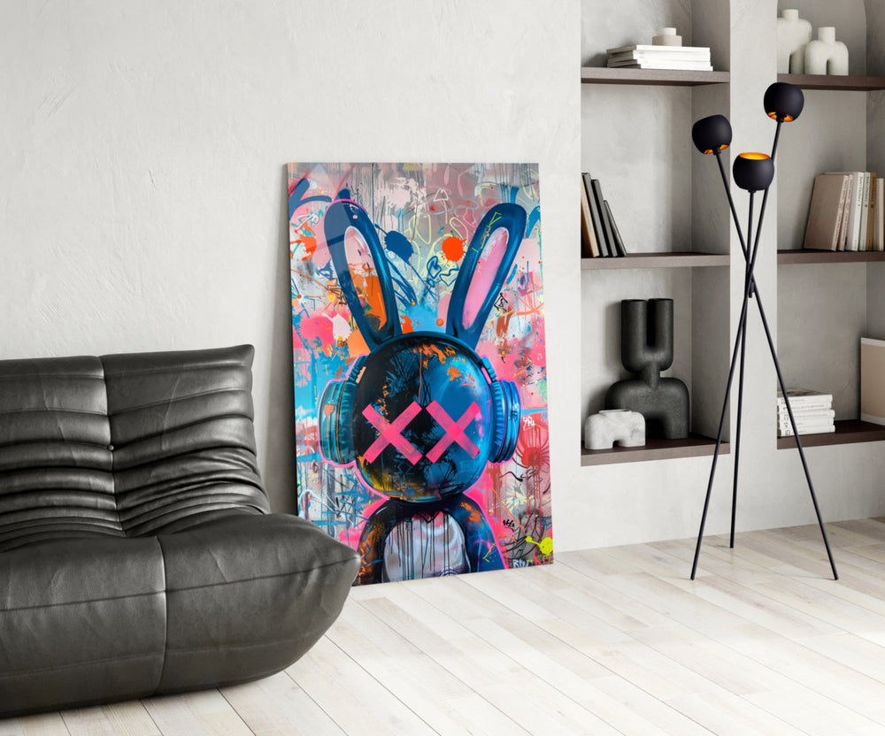 Pop-graffiti glass print bringing urban-art edge to a gaming room