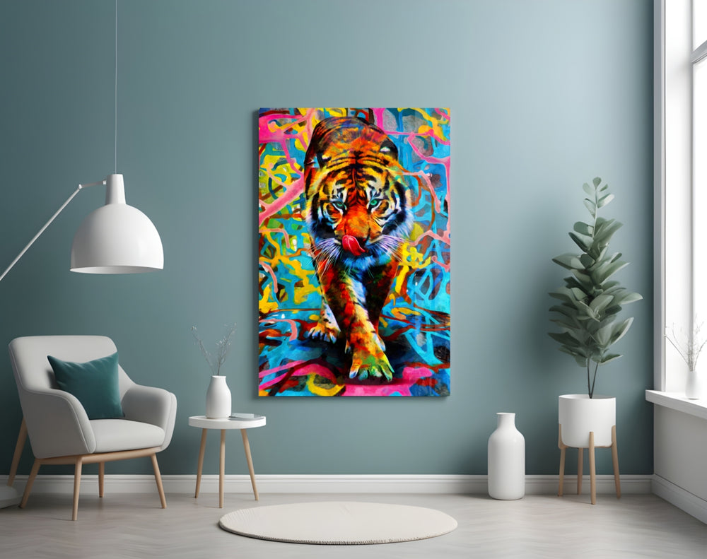 Graffiti Tiger panel adding edgy mood to a teen room