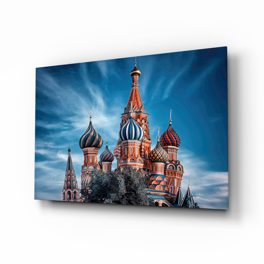 Landmark-photography panel bringing bold drama to a contemporary lounge