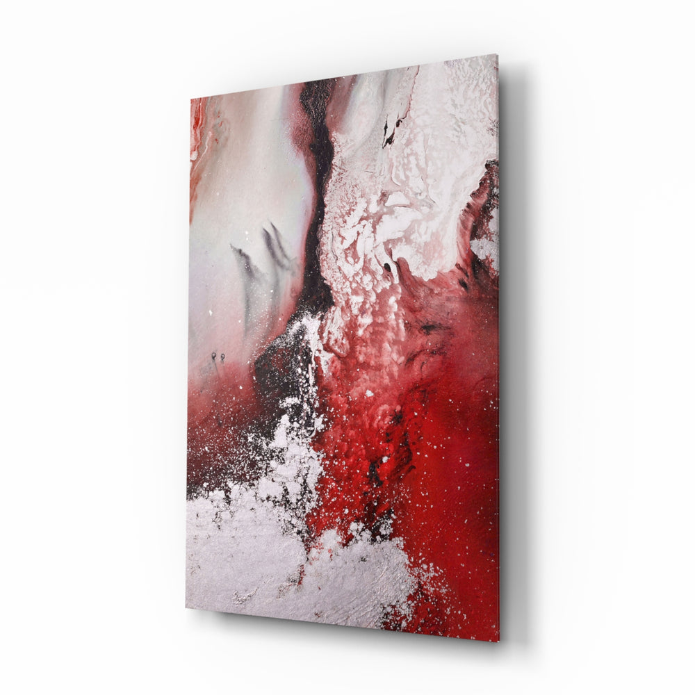 Fluid-noir panel bringing bold drama to a contemporary hallway
