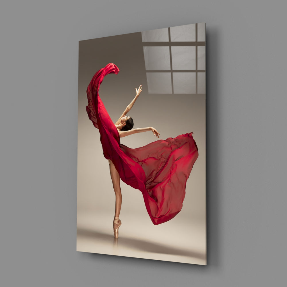Fashion-dance panel bringing dramatic elegance to a contemporary bedroom
