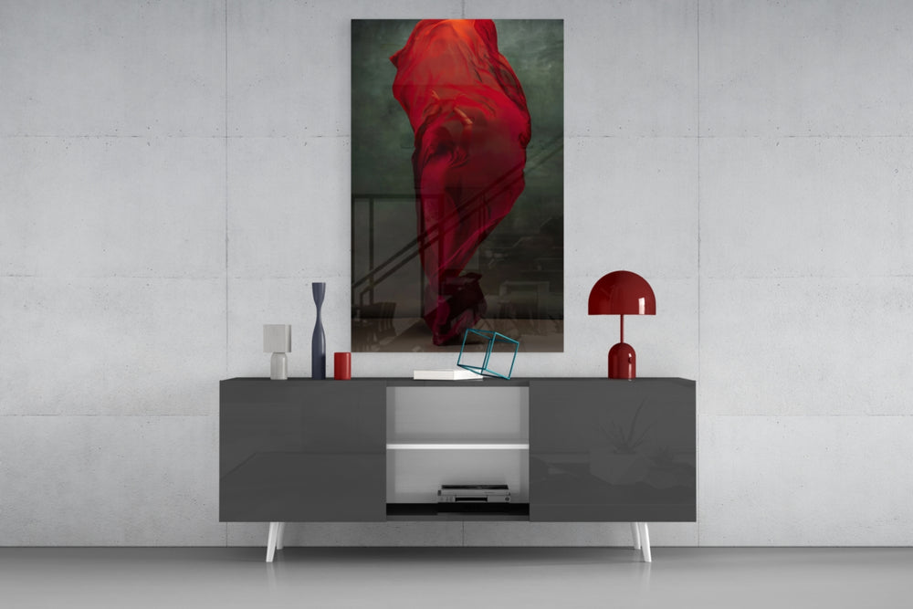 Ballerina panel catching low light to reveal its mysterious gravity