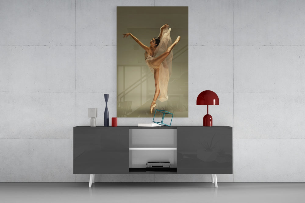 Ballerina panel catching ambient light to reveal its serene elegance