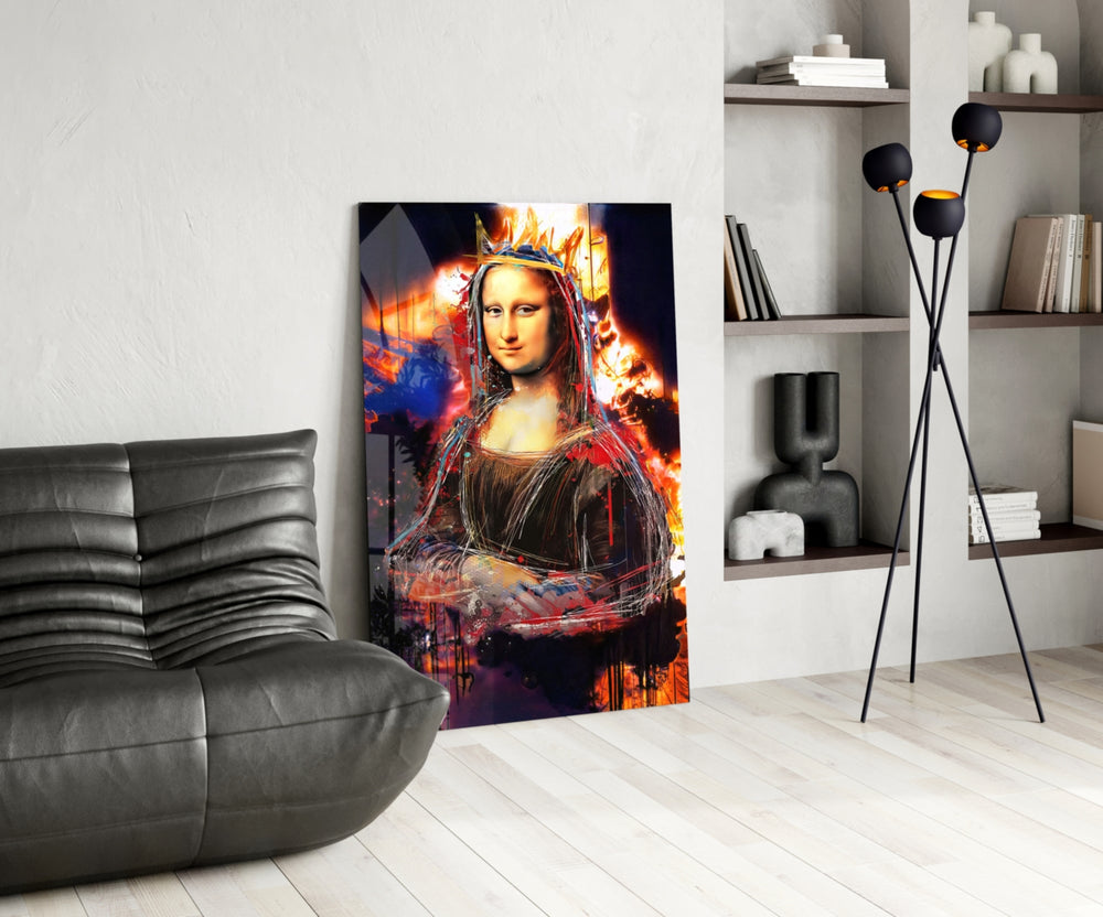Queen Mona Lisa panel adding editorial drama to a gaming room