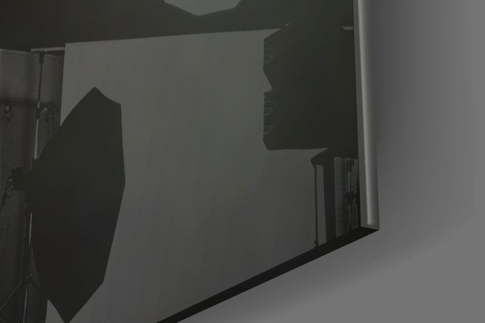 It's Skull artwork anchoring a wall with bold dramatic palette