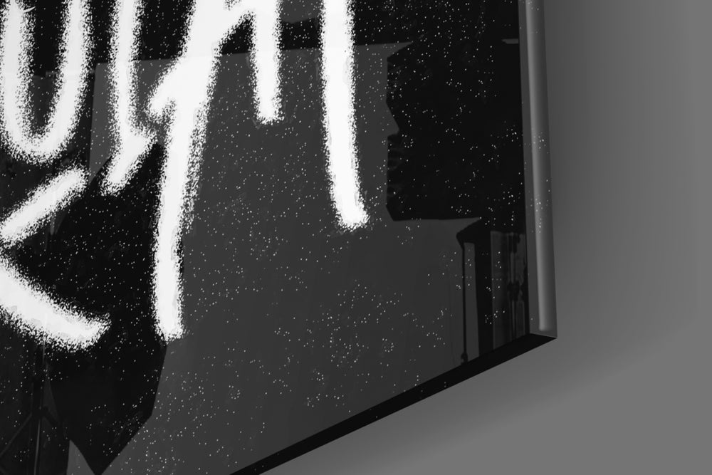 Chalk-icon artwork anchoring a wall with chalk-and-onyx palette