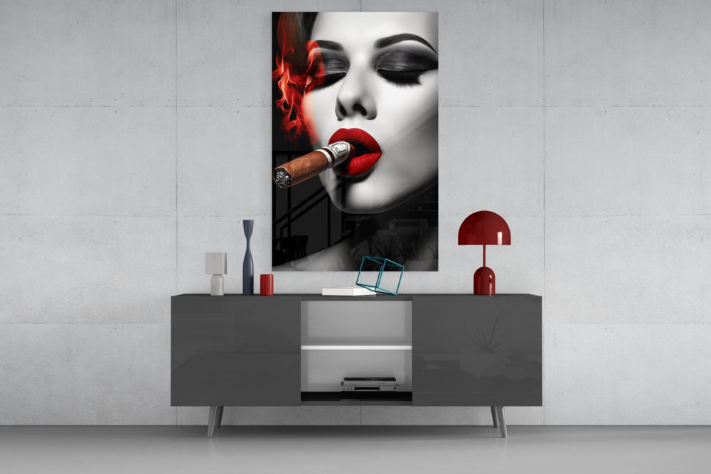 Cuban panel catching lamp light to reveal its glamour glow