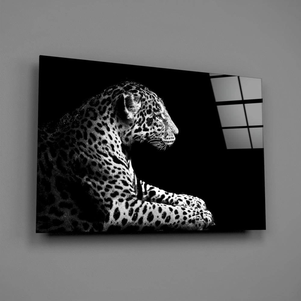 Black-and-white leopard panel bringing predator stillness to a contemporary living space