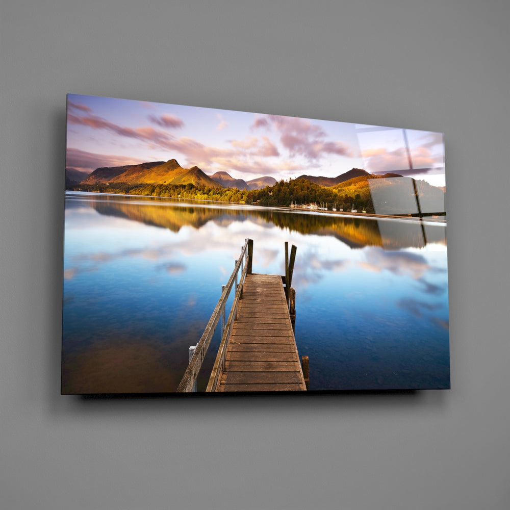 Alpine jetty panel bringing retreat mood to a contemporary living space