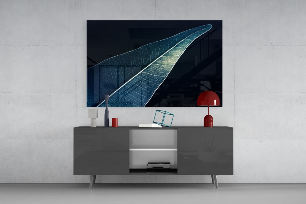 Green Leaf panel catching low light to reveal its luminous spine