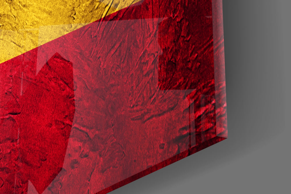 Flag of Spain artwork anchoring an entryway with patriotic palette