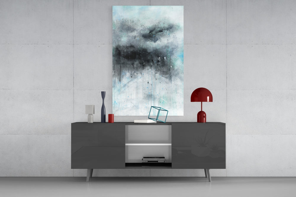Abstract panel catching low light to reveal its atmospheric depth