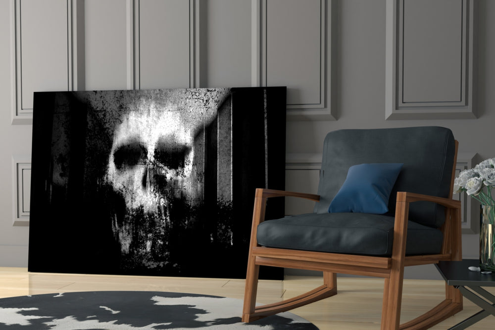 Skull glass print enhancing a teen room with edgy pulse