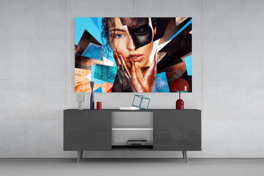Effect Woman panel catching gallery light to reveal its tactile sparkle