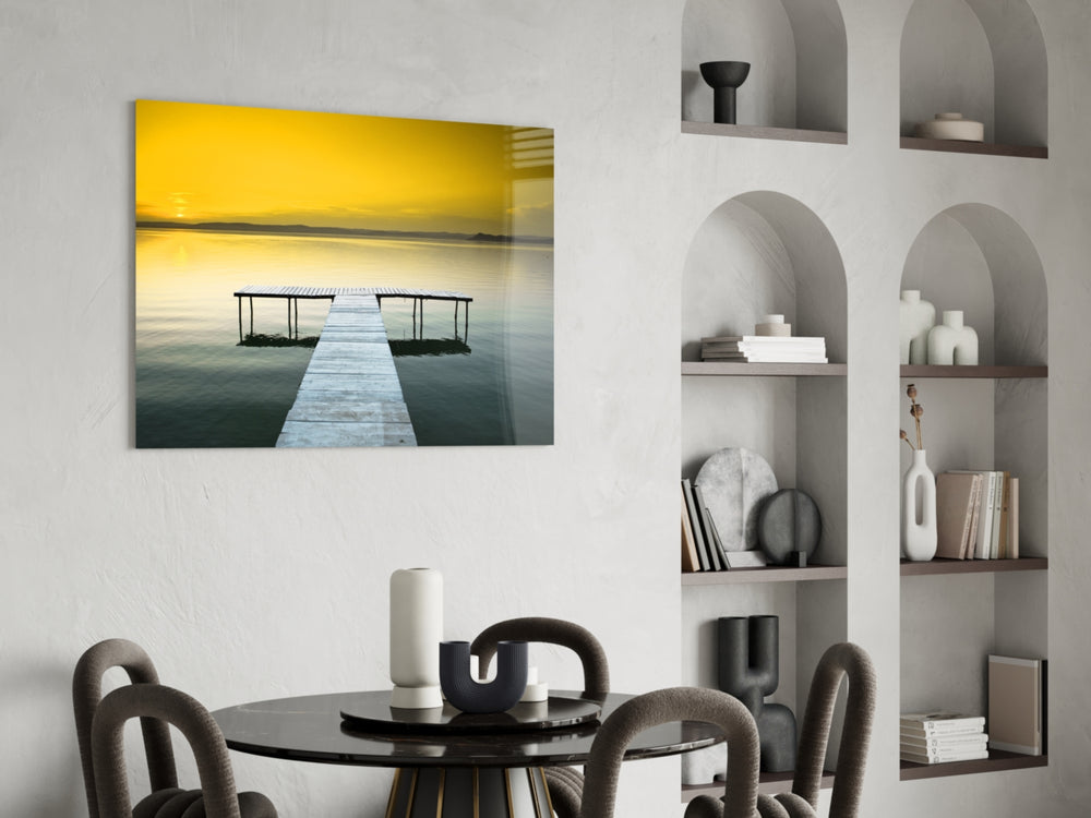 Pier panel adding vacation mood to a lakeside cabin