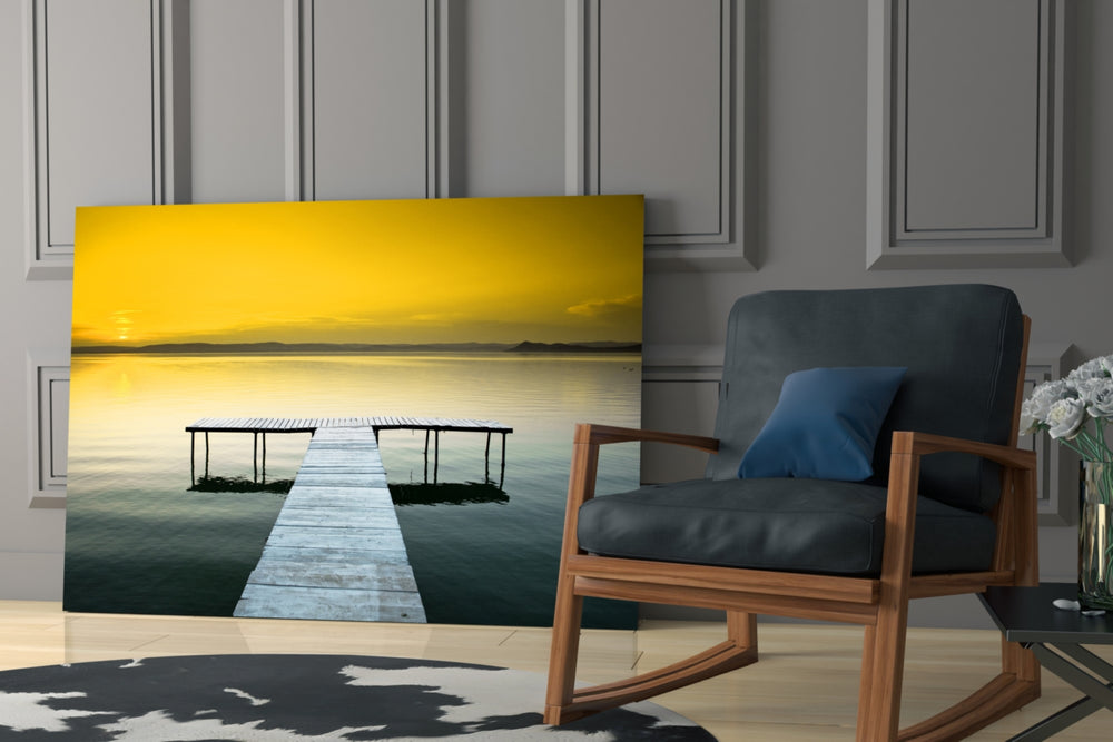 Pier glass print enhancing a study with horizon spirit