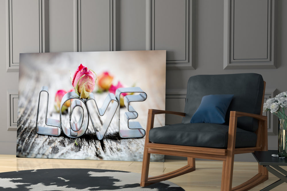 Love glass print enhancing a dining room with cozy spirit