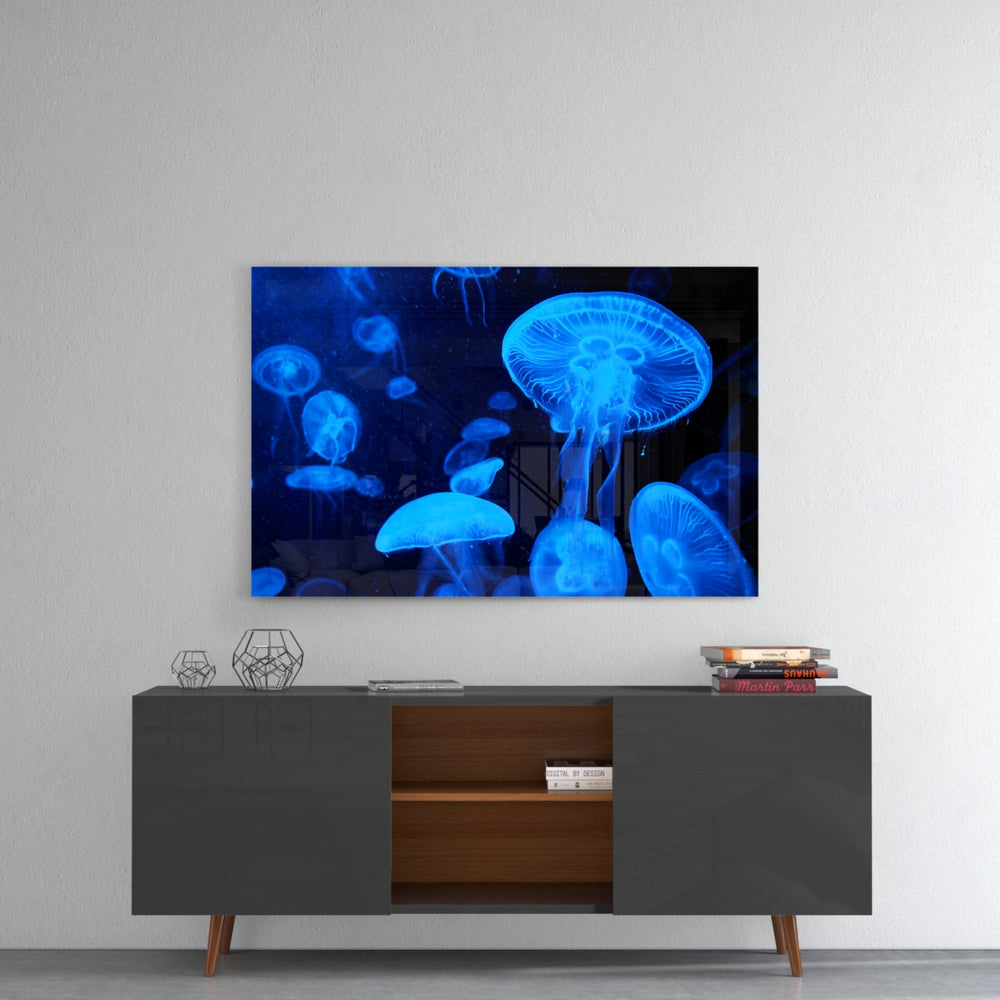 Jellyfish panel catching low light to reveal its tactile shimmer