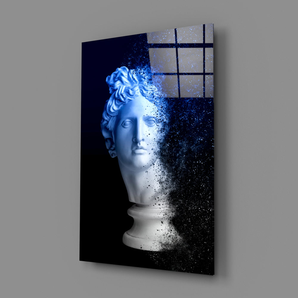 Apollo-bust panel bringing museum drama to a contemporary living space