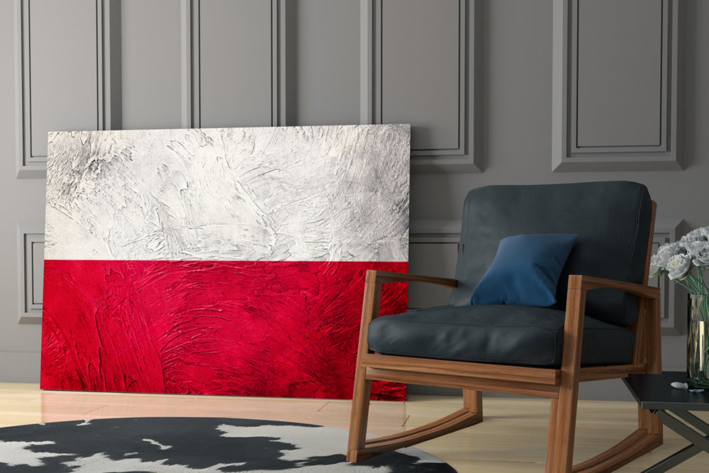 Patriotic yatay panel against an ivory-painted accent wall