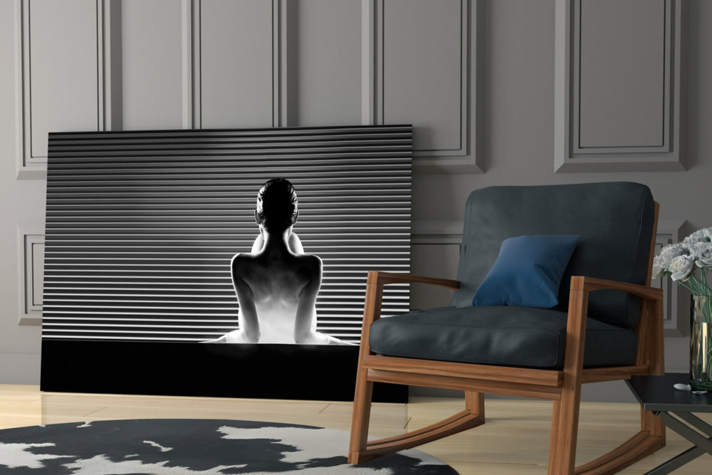 Editorial yatay panel against a moody dark-painted accent wall