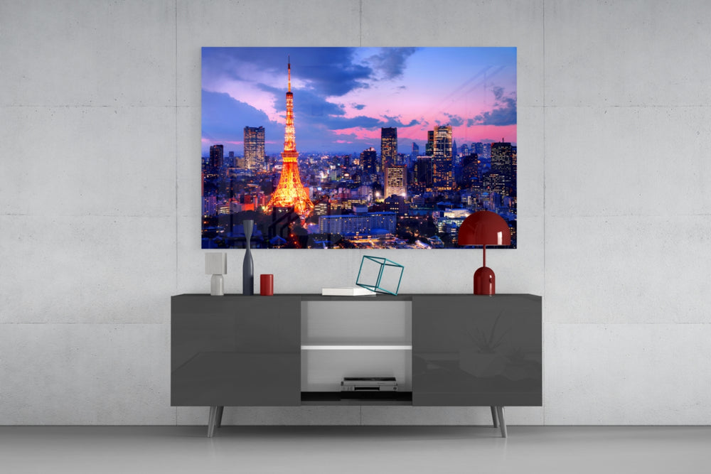 Las Vegas glass wall art catching light to reveal its painted skyline