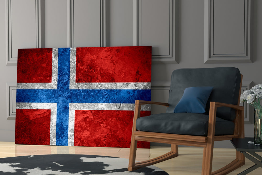 Patriotic yatay panel against an ivory-painted accent wall