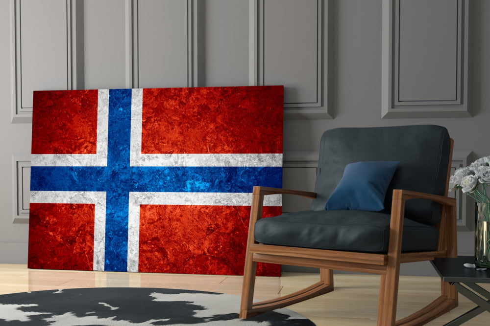 Patriotic yatay panel against an ivory-painted accent wall