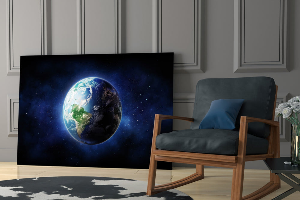 Cosmic yatay panel against an onyx-painted accent wall