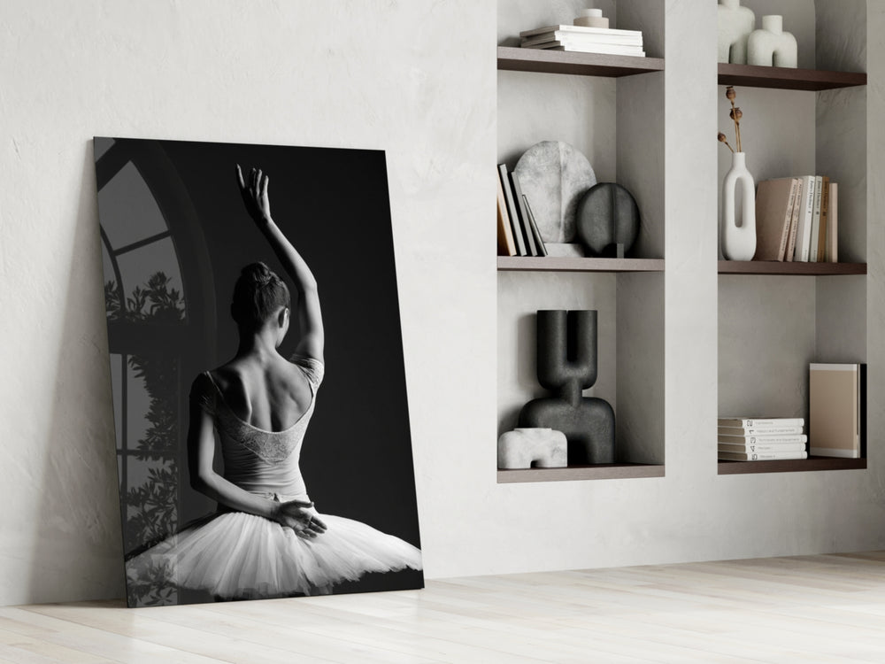 Ballet dikey panel against an onyx-painted accent wall