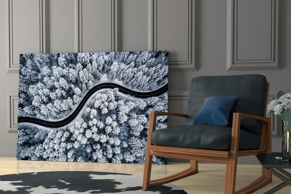 Landscape yatay panel against an indigo-painted accent wall