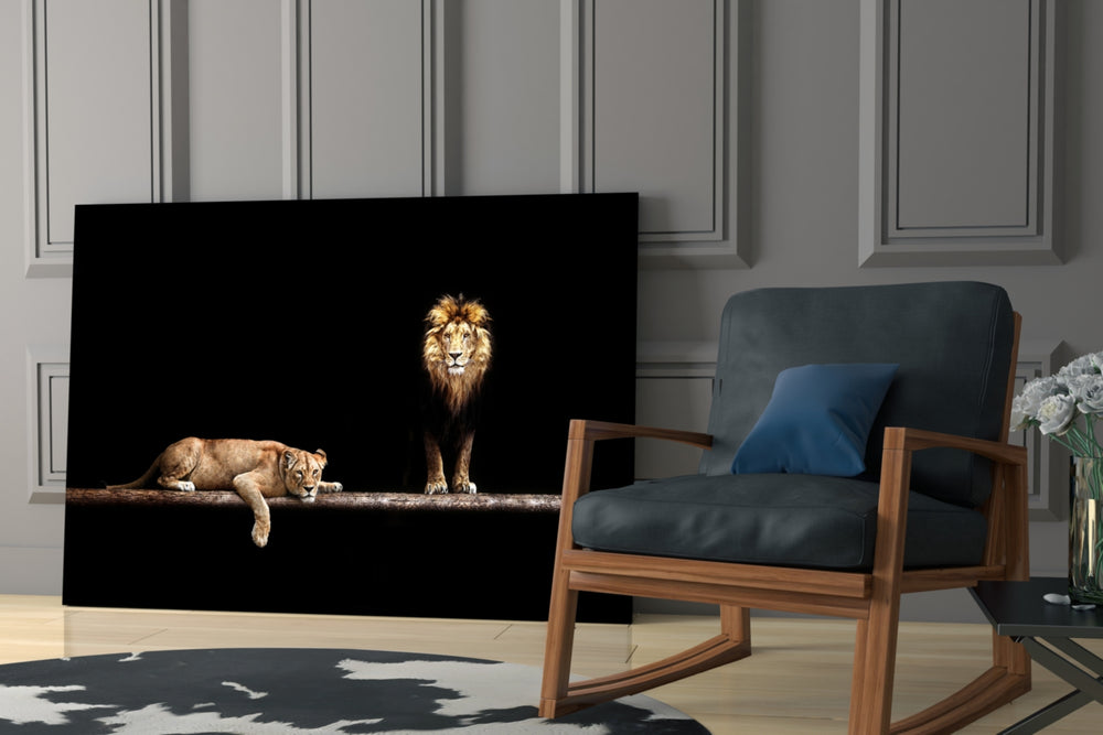 Wildlife yatay panel against an onyx-painted accent wall