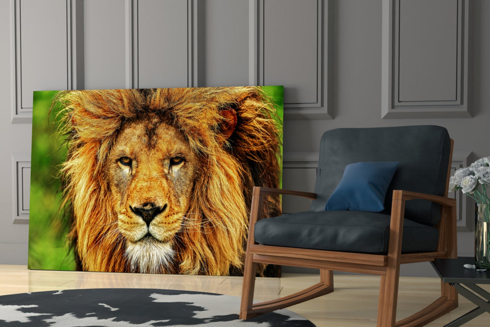 Wildlife yatay panel against an emerald-painted accent wall