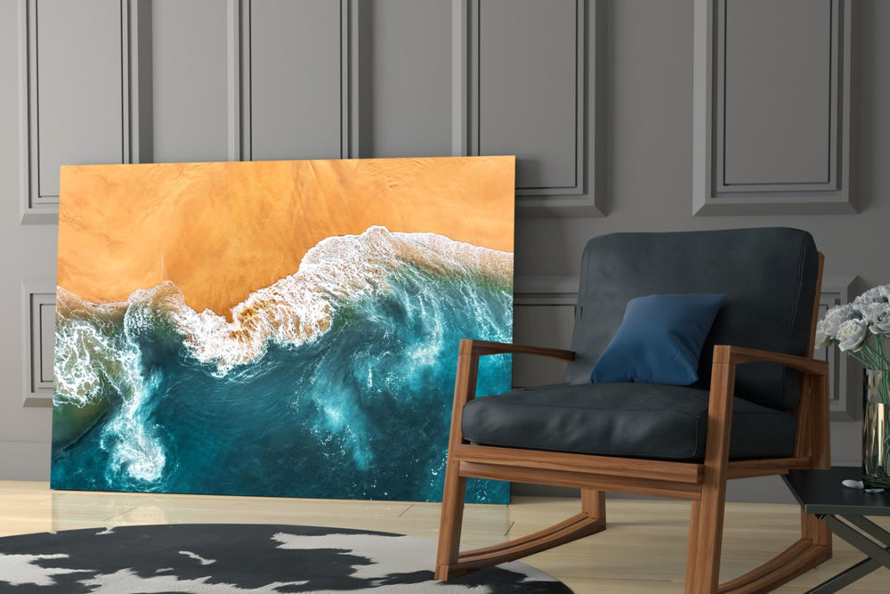 Coastal yatay panel against an ivory-painted accent wall