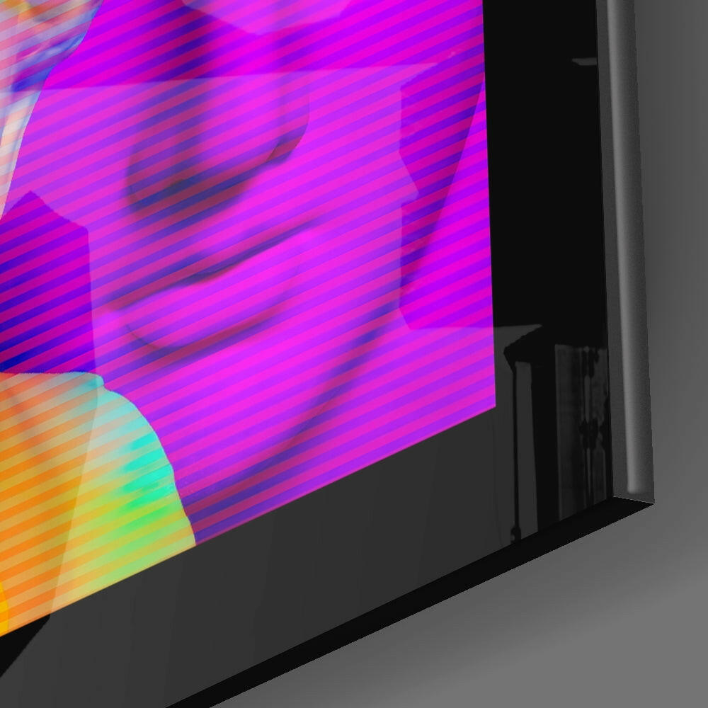 Modernity in Sculpture close-up showing Venus busts in scanlines
