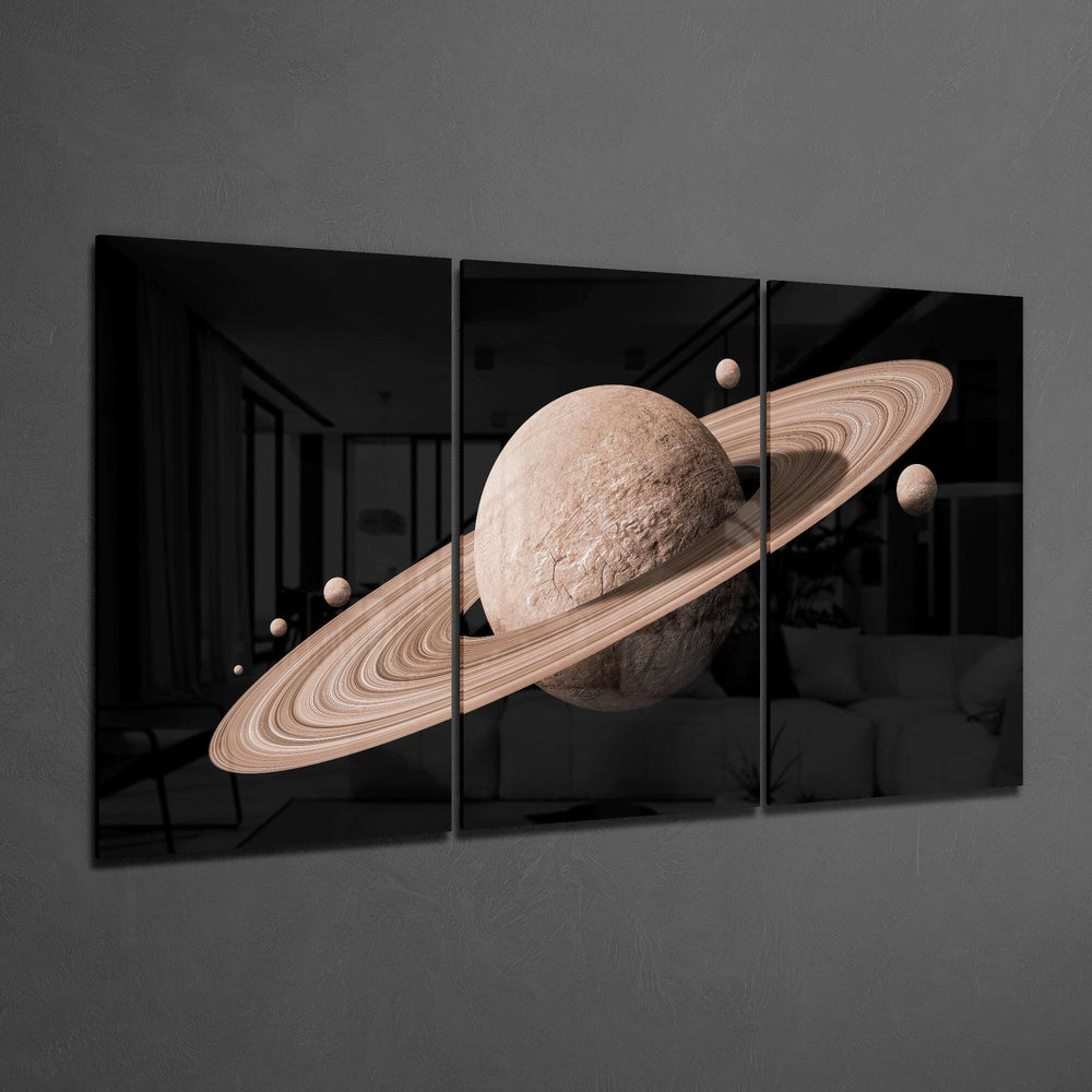 Saturn Glass Art.