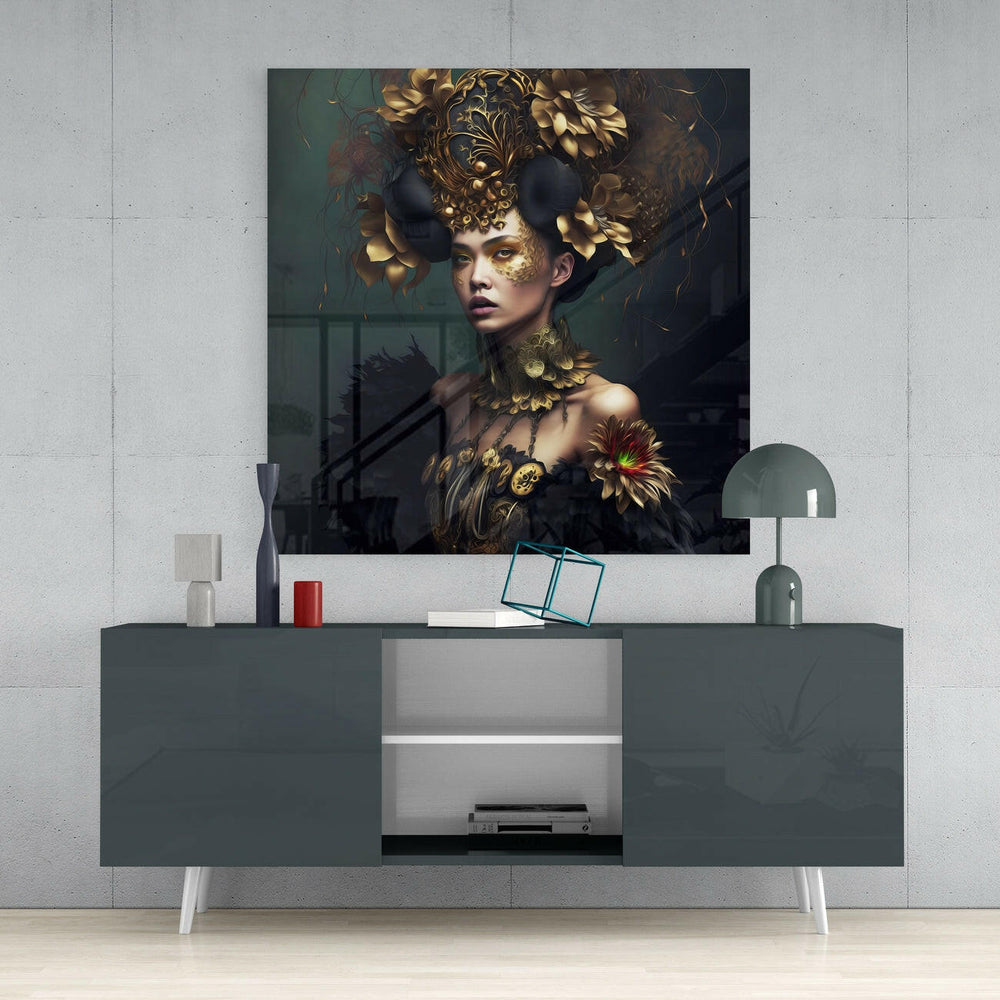 The Queen Glass Wall Art || Designer Collection | Insigne Art Design.