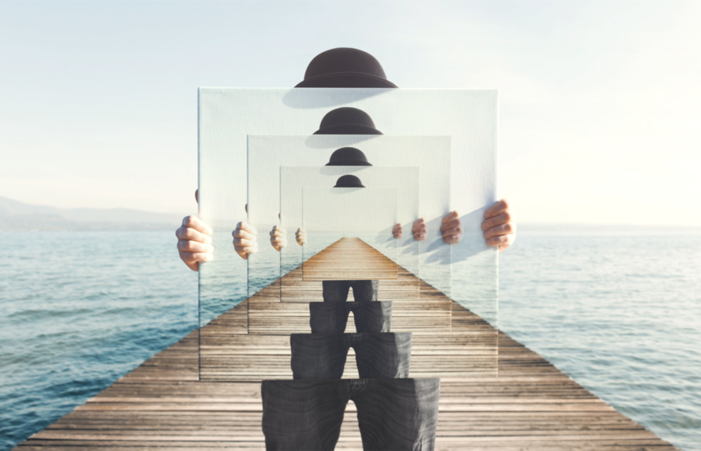 Loop Glass Wall Art