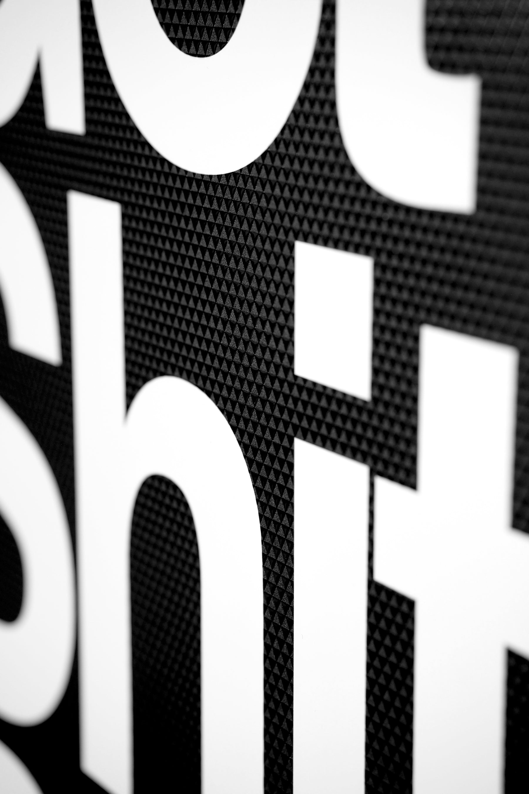 3D Prism-Lacquer Pulse — Pure Gloss Relief Print