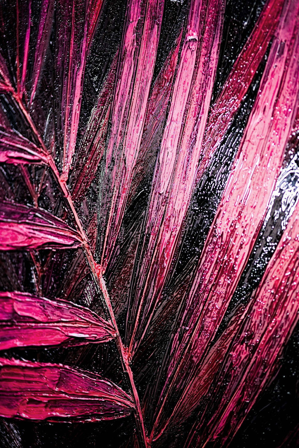 Magenta Midnight Frond — Un battito scolpito di velluto tropicale