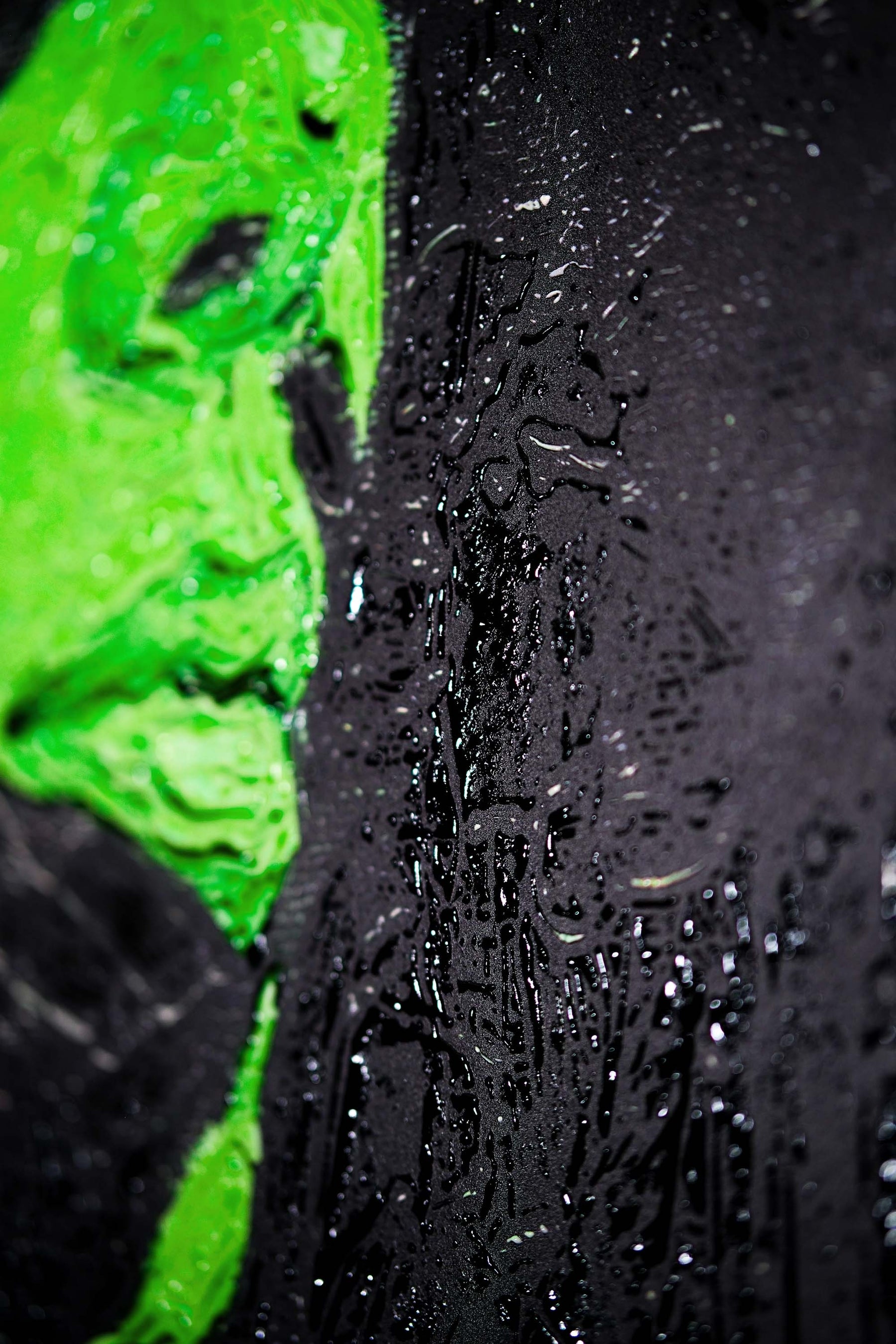 Emerald Silence – 3D Haptic Embossed High-Gloss Luxury Wall Art