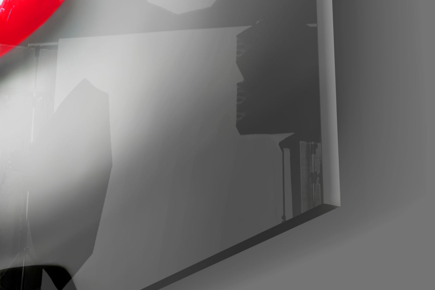 Red Lips Glass Wall Art.